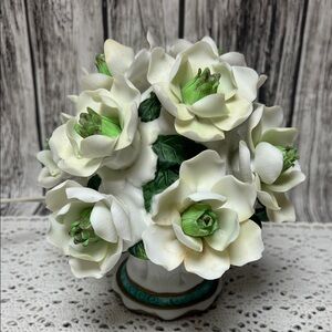 Vintage Ceramic Magnolia Flower Topiary Nightlight